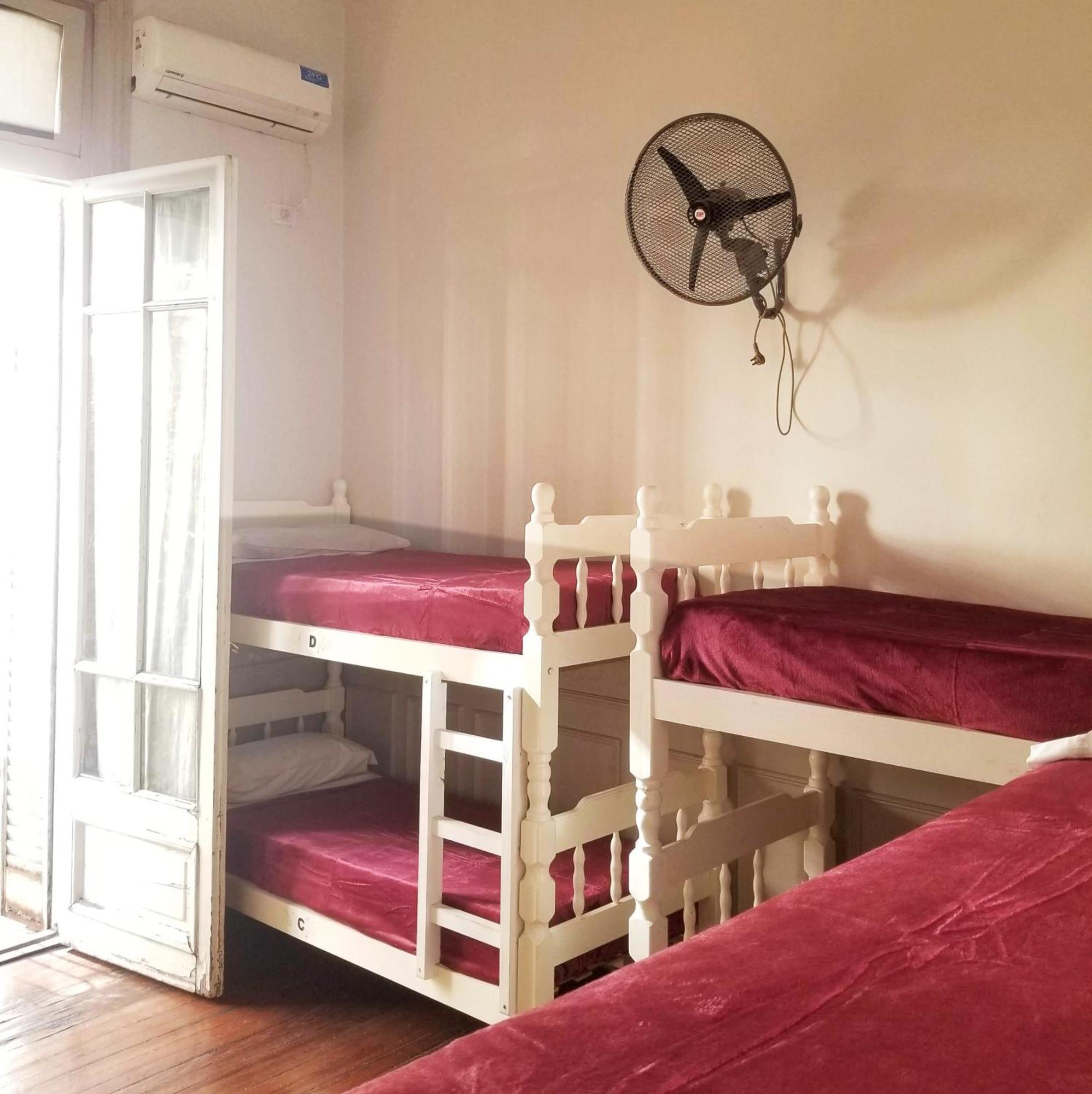 Voyage Recoleta Hostel Buenos Aires Exterior photo